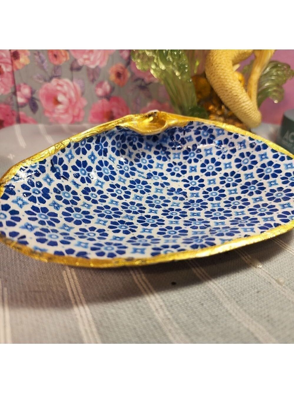DECOUPAGE CLAM SHELL DECOUPAGE BLUE DESIGN TRINKET DISH - Picture 5 of 13